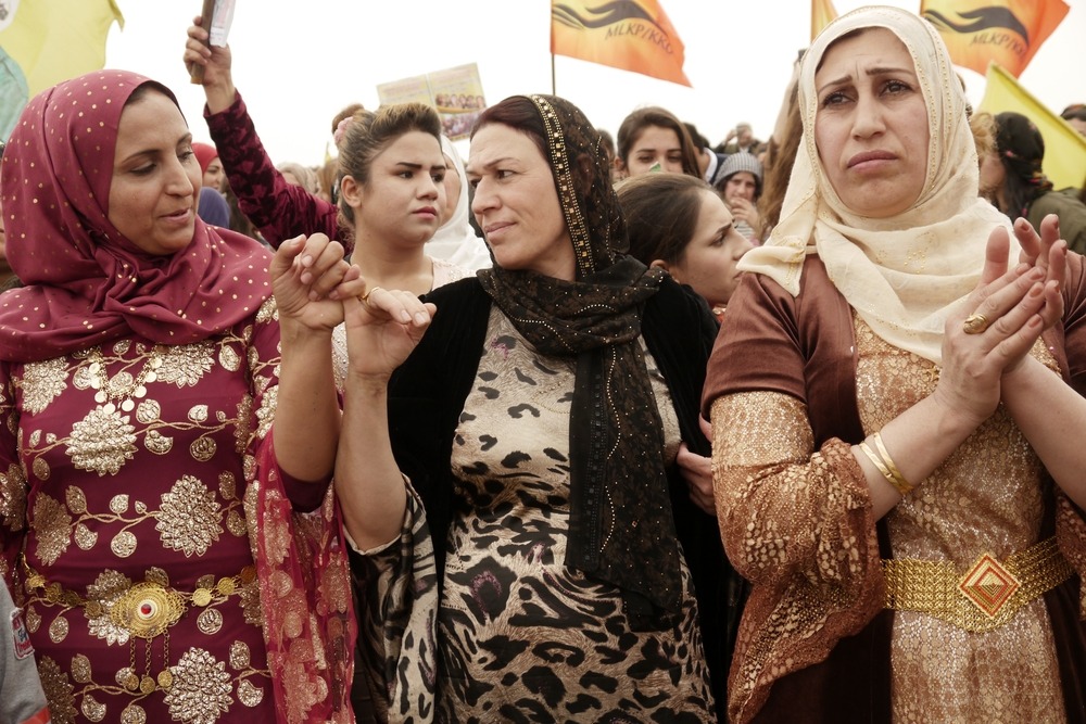 Mujeres Rojava 01